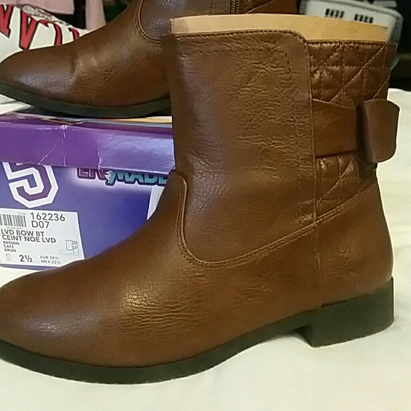 Liv Maddie Bow On Back Boots Girls 2 1 2